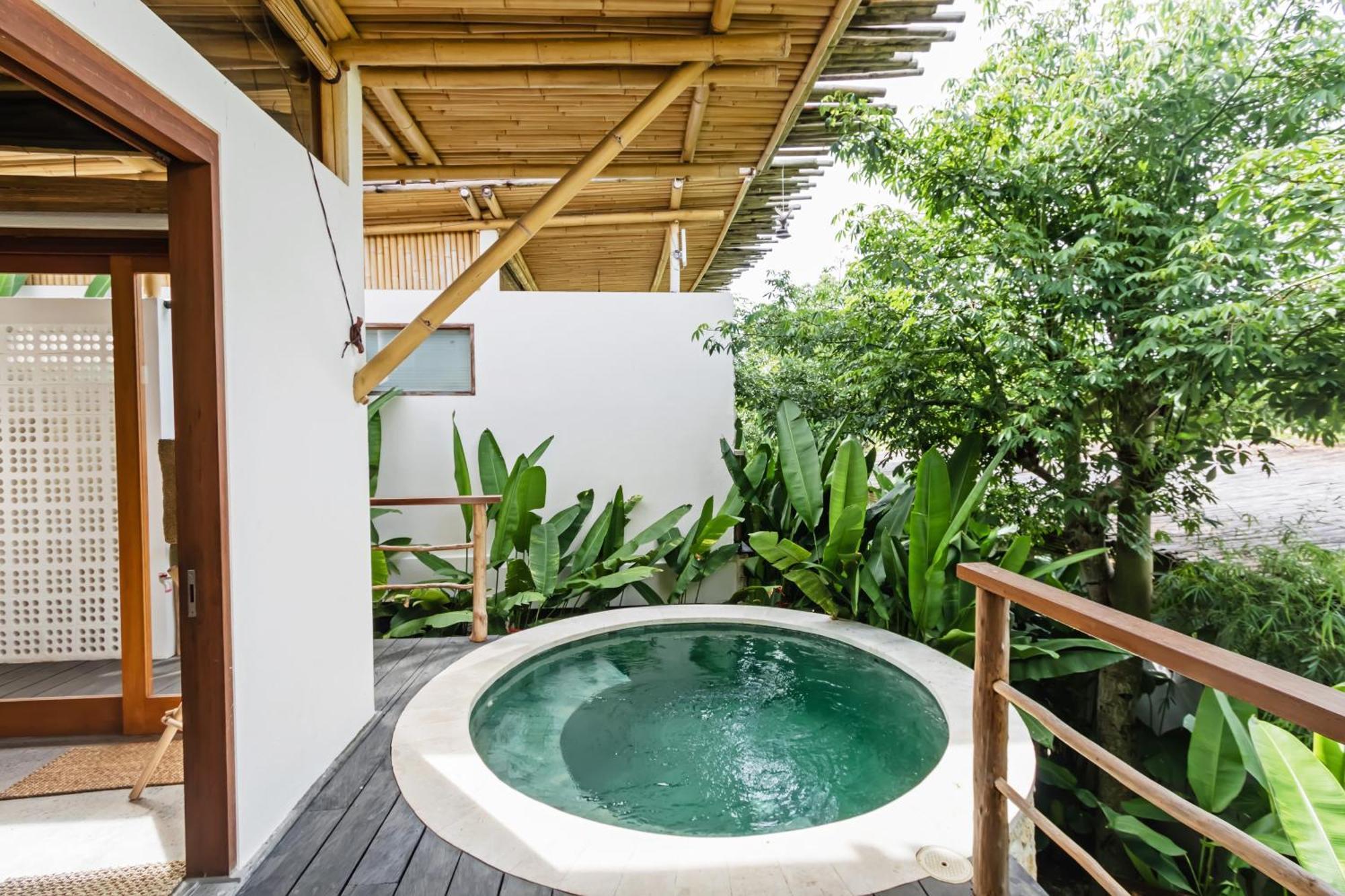 Jellyfish Villas Bingin Beach Улувату Екстер'єр фото